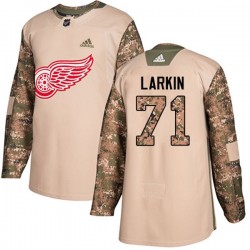 Detroit Red Wings Dylan Larkin 71 2017-18 Adidas Camo Veterans Day Practice NHL Jersey Authentic